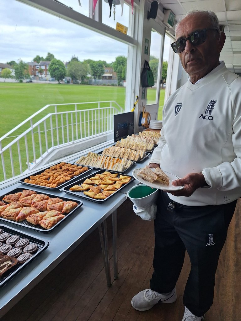 Calcutta Cricket Academy Tour Game #Pitchero
gravesendcricketclub.com/photos/calcutt…