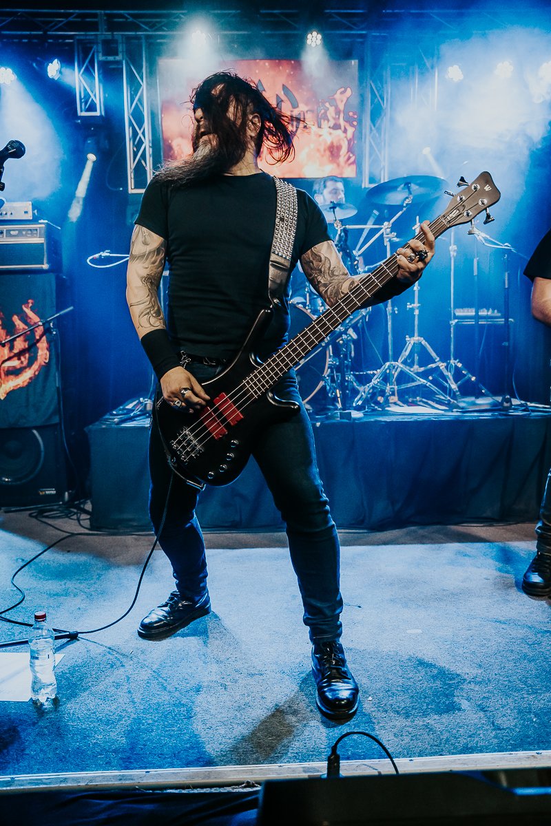 tridente_banda's tweet photo. Acá un registro del capo Sebastian Domínguez en 📷

TridentE no se detiene!!!

#tridente #metal #crearock #envivo #metalchileno #reels #metalreels #metalgigs #chile #metalheads #headbangers #thrashmetal #groovemetal https://t.co/dydijjb9YN