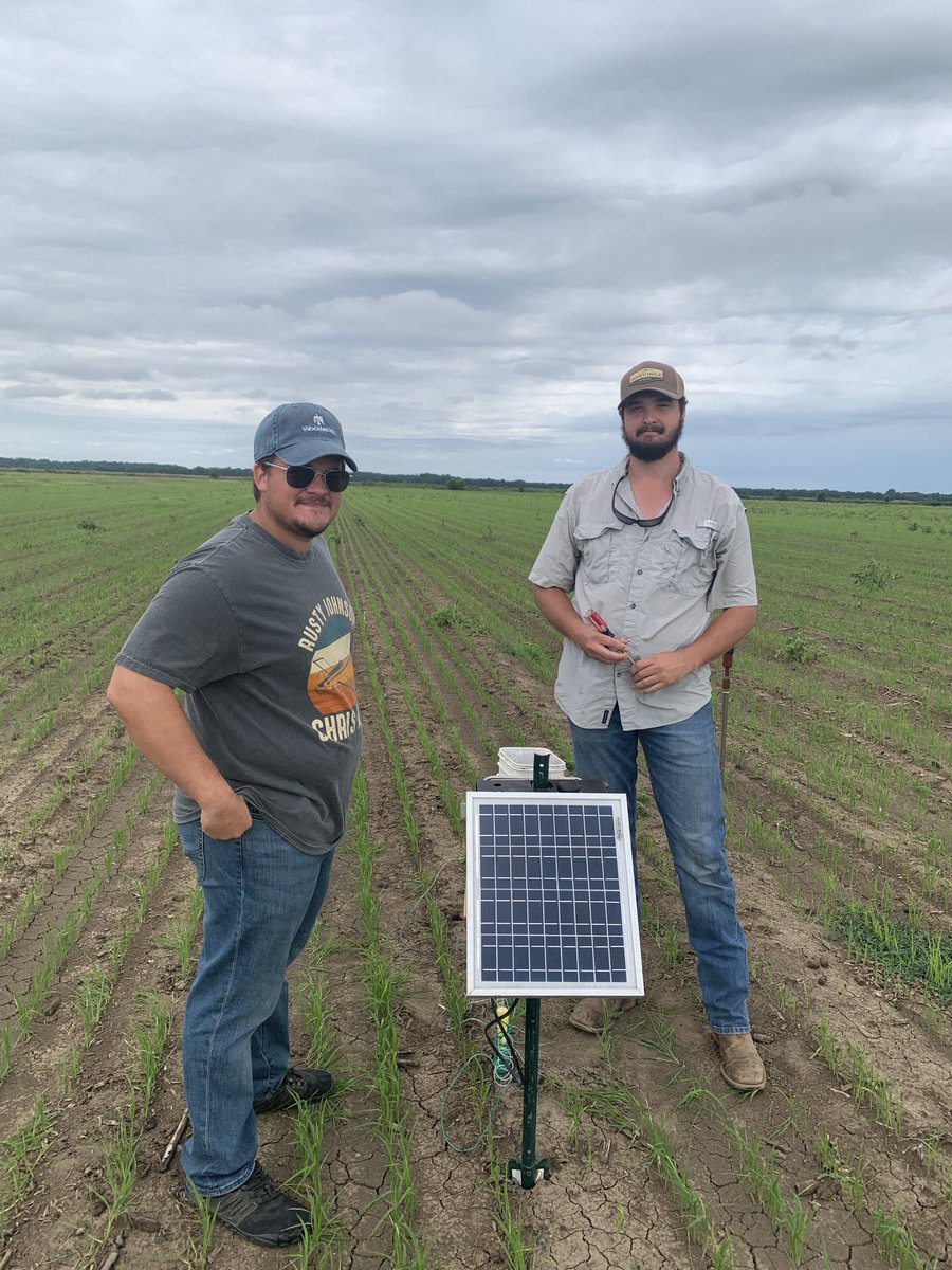 Scott Borgognoni is in the Crop for a Drop in Row Rice contest. With him  is County Agent Kurt Beaty.  He’s using moisture sensors to manage irrigation.  Good luck Scott.  ⁦<a href="/cghenry_UA/">Chris Henry</a>⁩ ⁦<a href="/RussParker11/">Russ Parker</a>⁩ ⁦<a href="/goodsonretired/">Robert Goodson</a>⁩ ⁦<a href="/CropPerDropAr/">Arkansas Crop Per Drop Contest</a>⁩