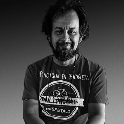 RcguaTransparen's tweet photo. @munirancagua es un saco sin fondos. Continúa sumando funcionarios. Se ha incorporado un regalón del ex senador Letelier: CHRISTIAN DROGUETT a trabajar en línea directa Alcaldía.
Coincidentemente CHRISTIAN es pareja de FERNANDA MICHELOW periodista de la @Cormun_Rancagua https://t.co/DBuvmkX57G
