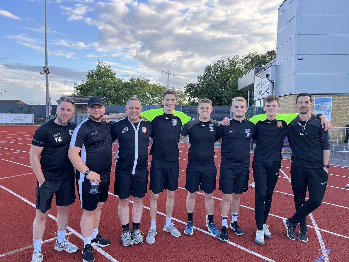🏃 Congratulations to the 8️⃣ referees on the Level 5 to 4 Referee Progression Pathway who pass their fitness test this evening.