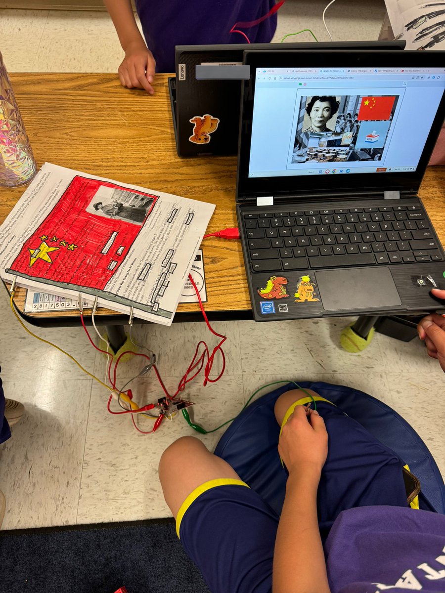 Ss shared their AMAZING Ocean Floor <a href="/LEGO_Group/">LEGO</a> Spike projects 🌊 AND <a href="/makeymakey/">Makey Makey</a> Blackout Poetry projects 📝with each other today! Ss used articles from <a href="/Newsela/">Newsela</a> to create their poems, and then coded special effects in CS First. 🤖 <a href="/csforlcps/">Loudoun County Computer Science Office</a>