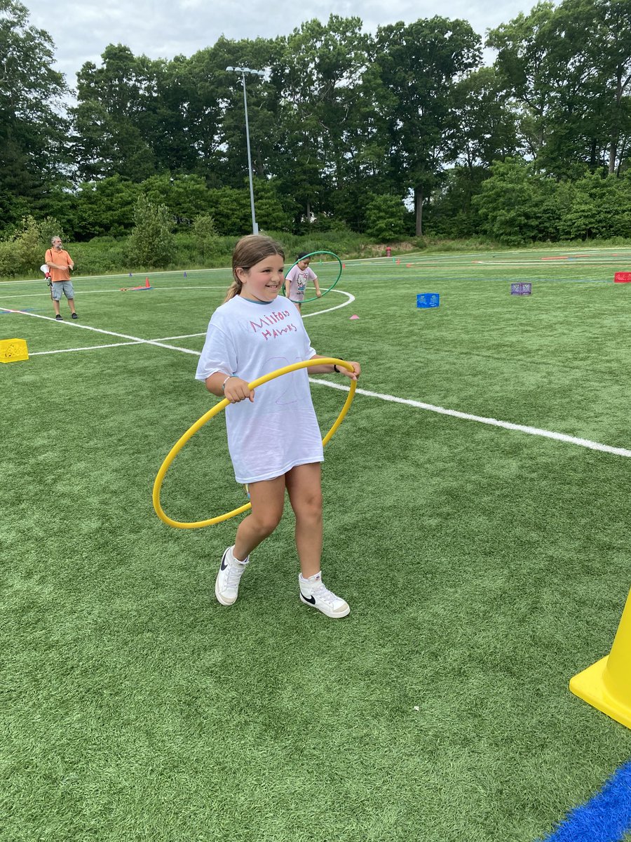 Field Day Fun! 🤪 #BeWES 🏃🏽‍♂️🏃🏃🏻‍♀️🏃‍♀️🏃🏿‍♂️⁦@MilfordSchools⁩