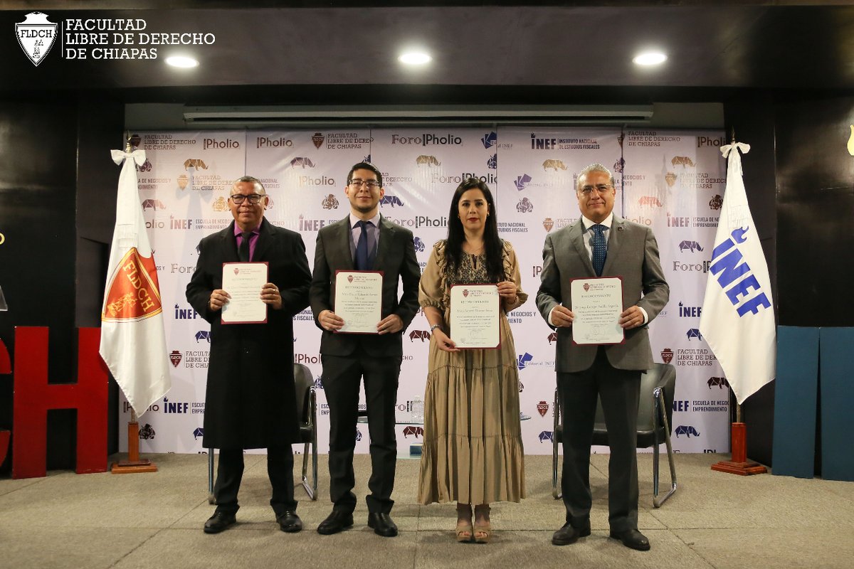 fldch's tweet photo. Se llevo a cabo las Presentaciones Finales de Cierre de Academias de Investigación: un evento  fundamental que complementa la formación de nuestros futuros abogados y abogadas para fortalecer su capacidad de análisis, interpretación y argumentación. https://t.co/vABWjrHHD9