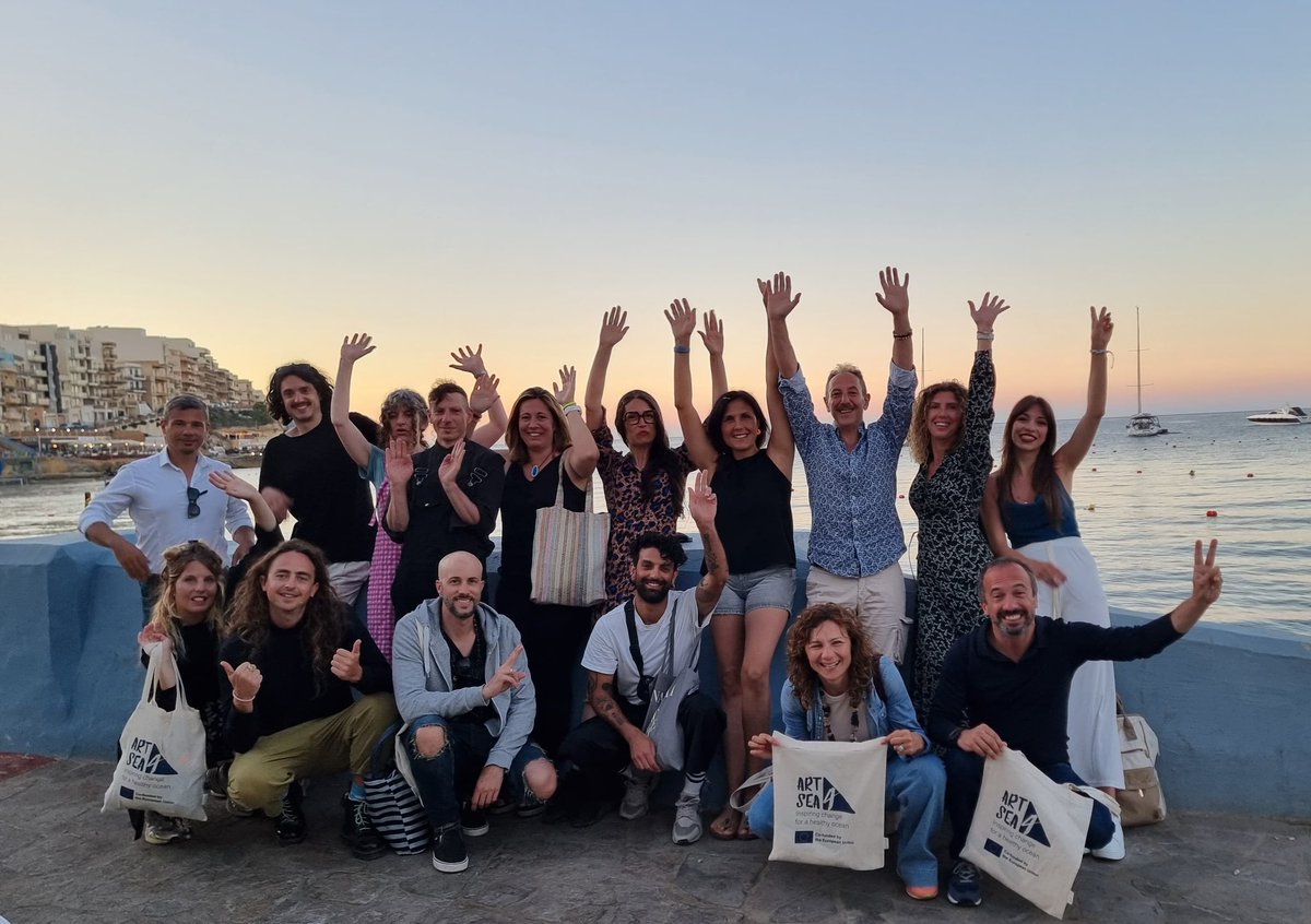 ☀️Extraordinary  days  <a href="/art4_sea/">ART4SEA</a> #artresidence in #Gozo  for Scientific Mentoring <a href="/ICMCSIC/">ICM-CSIC</a> 🪸🪼

Crossing borders between Science &amp; Art with incredible group of 8 artists towards Ocean Health  🌎🌊

Looking forward to seeing your art works next year 🎨💙