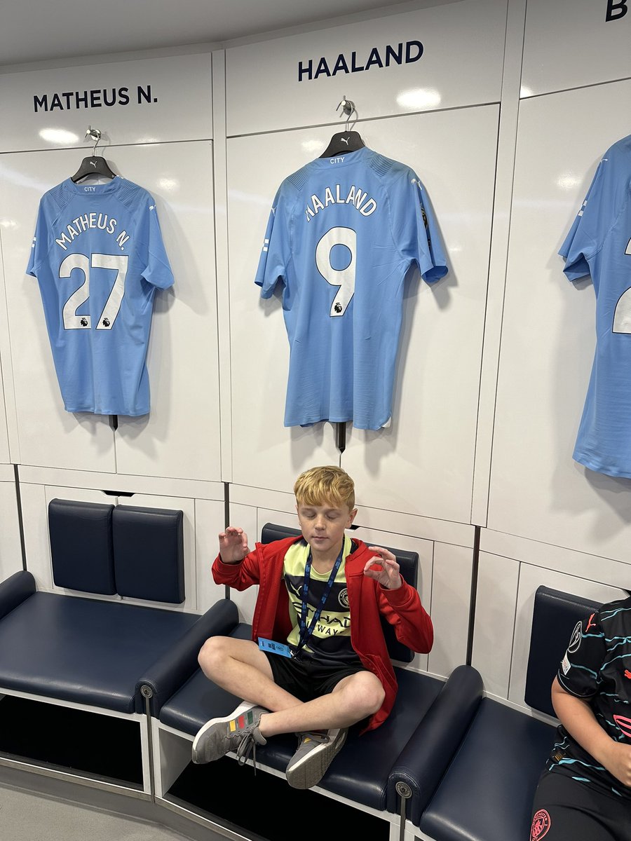 What a way to end our trip <a href="/ManCity/">Manchester City</a>  stadium tour. He dreams of playing here someday. <a href="/JackGrealish/">Jack Grealish</a> <a href="/ErlingHaaland/">Erling Haaland</a>  #mancity #dreambig