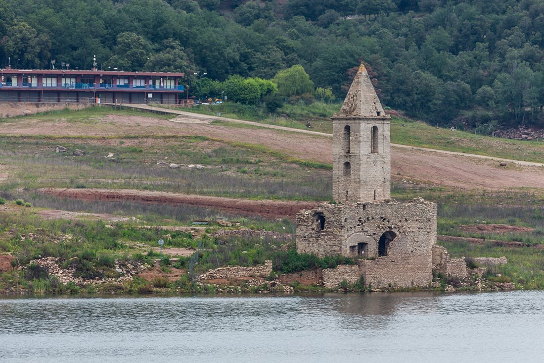 JosepMCostaCasa's tweet image. Pantà de Sau avui dia 10 de juny del 2024.