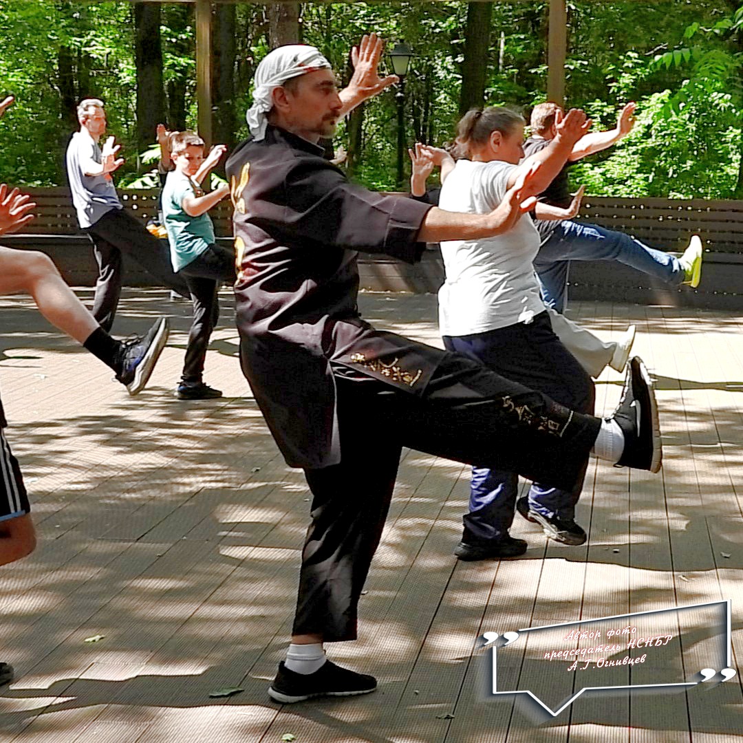 Студия Самурай в музее-заповеднике Царицыно для всех возрастов с оздоровительной программой Шанхайский парк с элементами Тайцзи цюань и Цигун. Автор видео председатель НСНБР А.Г.Огнивцев. #Ognivcev #Nsnbr #Koshikikarate