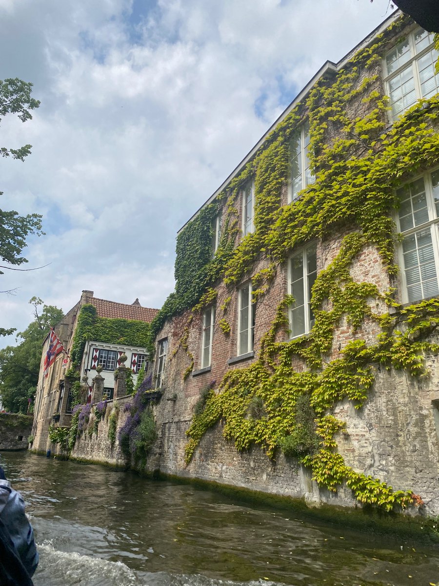 NiamhEsmonde's tweet photo. Wonderful week in Oostende, Belgium 🇧🇪 at the Innovocean campus for #Ecopath40 conference. Bruges was great too! Well done to the organisers and presenters it was an insightful conference 🌍🐠🦑🍻🧇 https://t.co/FcNrGsPlv8