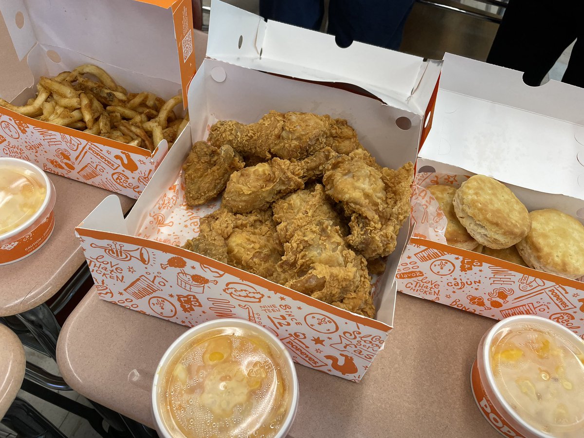 Treating some of my exceptional students and friend to a well deserved reward. <a href="/07003bmsbengals/">Bloomfield Middle</a> <a href="/07003schools/">07003schools</a> Do you think they can finish it all?