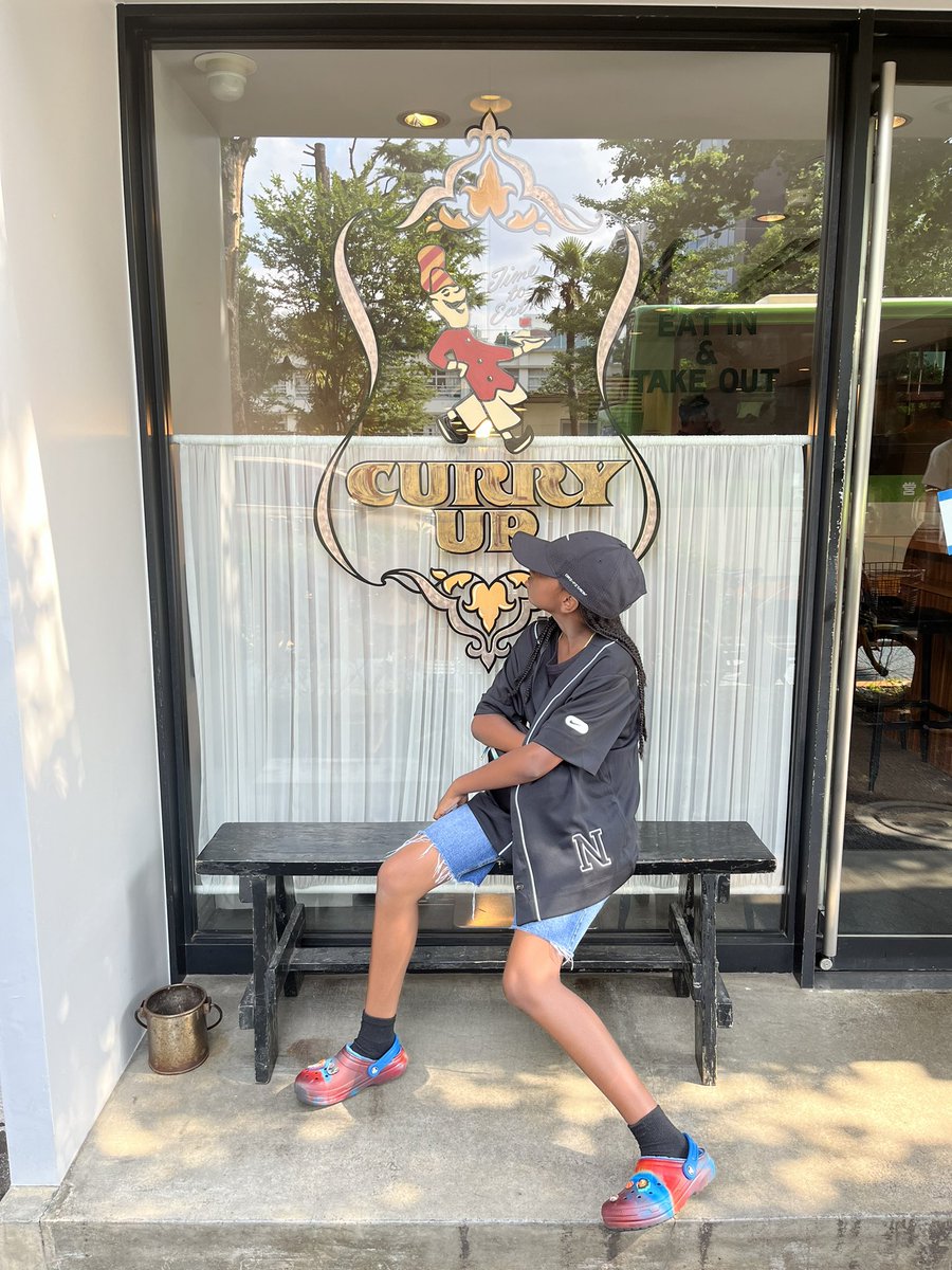 Dennis C tweet media