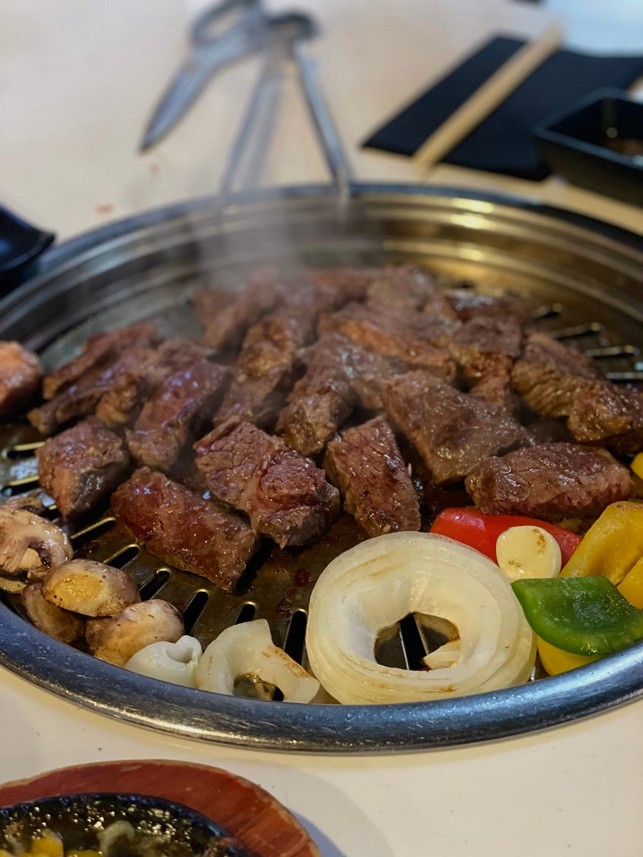 zipkoreanbbq's tweet photo. grill and chill at Zip KBBQ https://t.co/9mX3NH05Ja