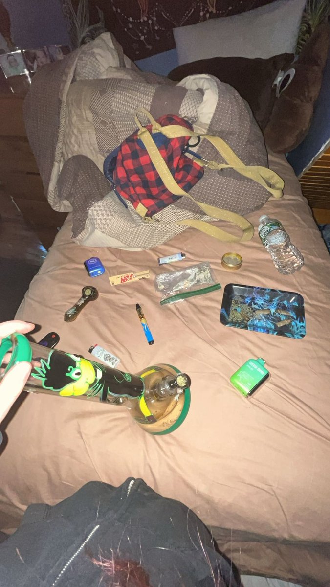 br4tph0b1c's tweet photo. the other day was rather eventful #weedtwt #drugtwt #shroomtwt https://t.co/m5hCZEf76p