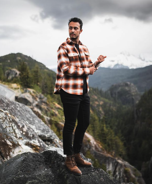 ThursdayBootCo's tweet image. Main ‘Character’ 🤓.
📸 @bradflowerss @samwalcott23
#ThursdayBoots
#Patina
#RuggedStyle #SpringEssentials