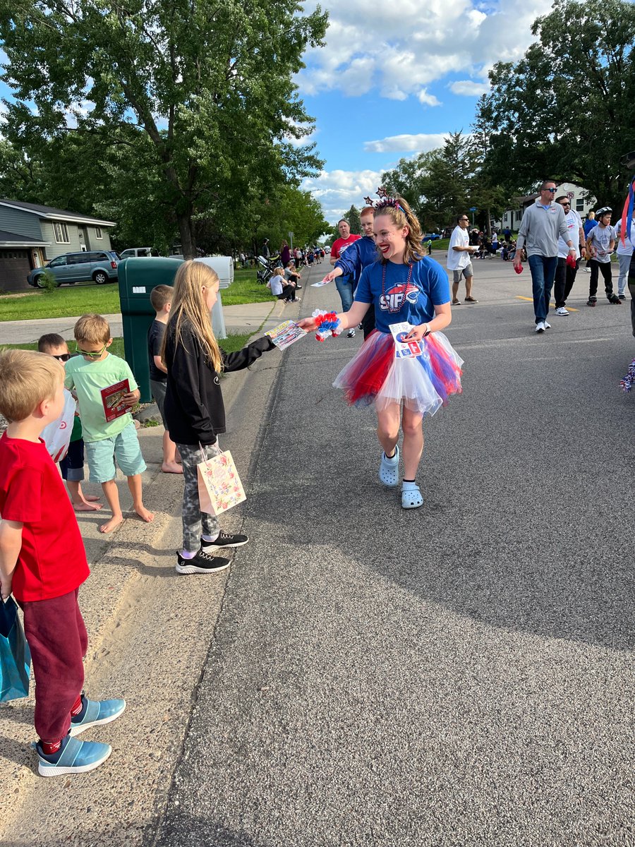 Spring Lake Park Schools (@slp_schools) on Twitter photo 2,000+ books brings lots of smiles! It's a last day of school tradition for the Panther Foundation to pass out books at the Tower Days Parade 📚 Kids are ready to start summer with a new book in hand! #SLPPantherProud 2,000+ books brings lots of smiles! It's a last day of school tradition for the Panther Foundation to pass out books at the Tower Days Parade 📚 Kids are ready to start summer with a new book in hand! #SLPPantherProud