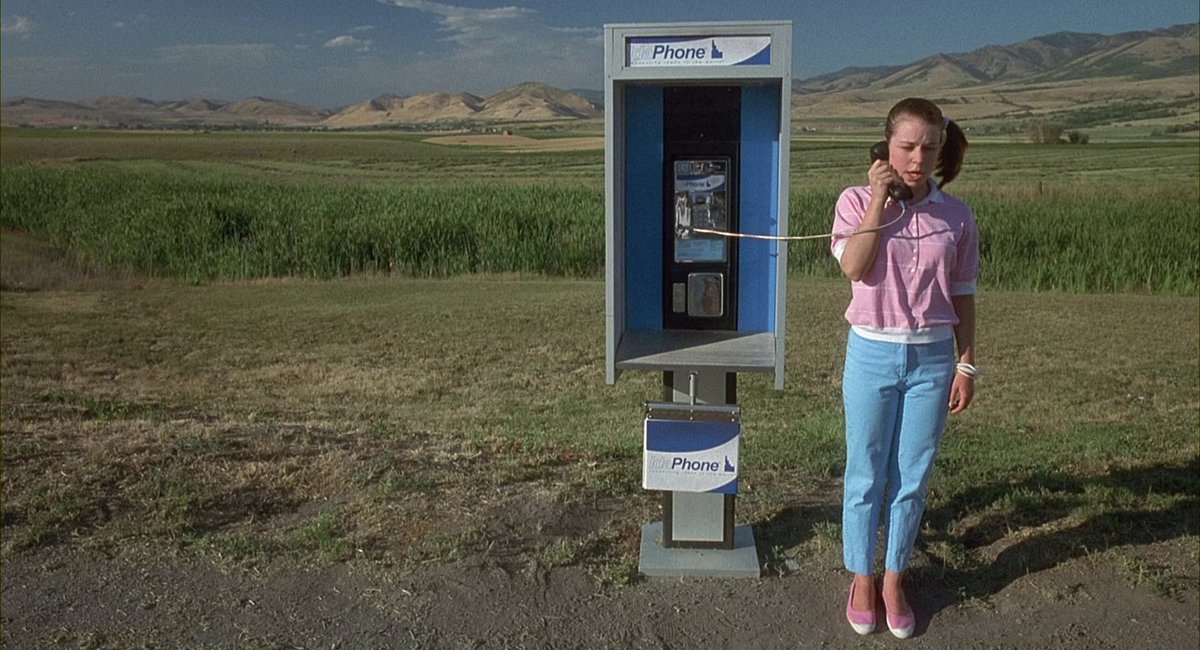 gran1te_mtn's tweet photo. Napoleon Dynamite hit theaters 20 years ago today.

With quirky humor and eccentric characters it was an unexpected sensation, overperforming at the box office while making an immediate cultural impact.

🧵Some interesting background: