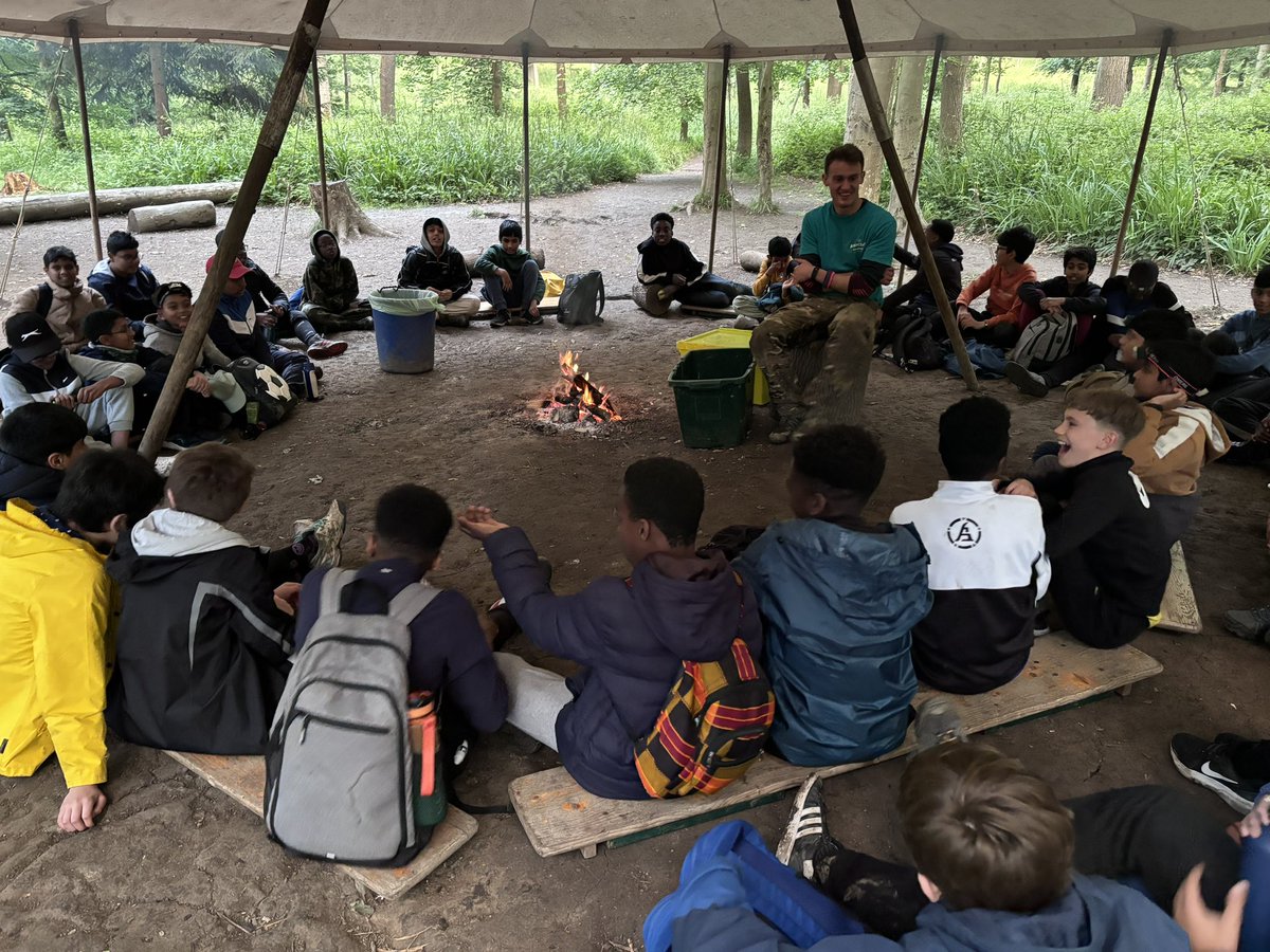 MissECollierDGS's tweet photo. Evening entertainment here in the woods!  🌲 🎵 @DartfordGS #DGSCreativity #bushcraft https://t.co/W2RoSel629
