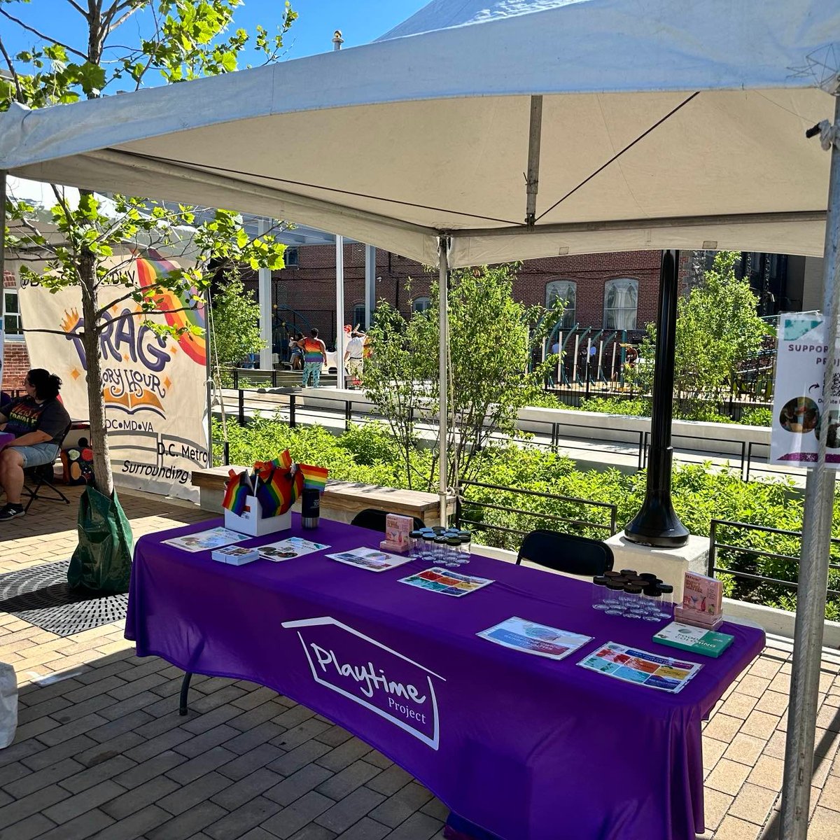 ProjectPlaytime's tweet photo. We had a great time at @capitalpridedc this weekend! Did you stop by and see us in the Family Area? Playtime had rainbow glitter jars, rainbow face paint, and games for the children. There were even mermaids!🧜♀️ #CapitalPride #playtimeproject #playequity #playforall #playmatters https://t.co/RVFsEvwLnC
