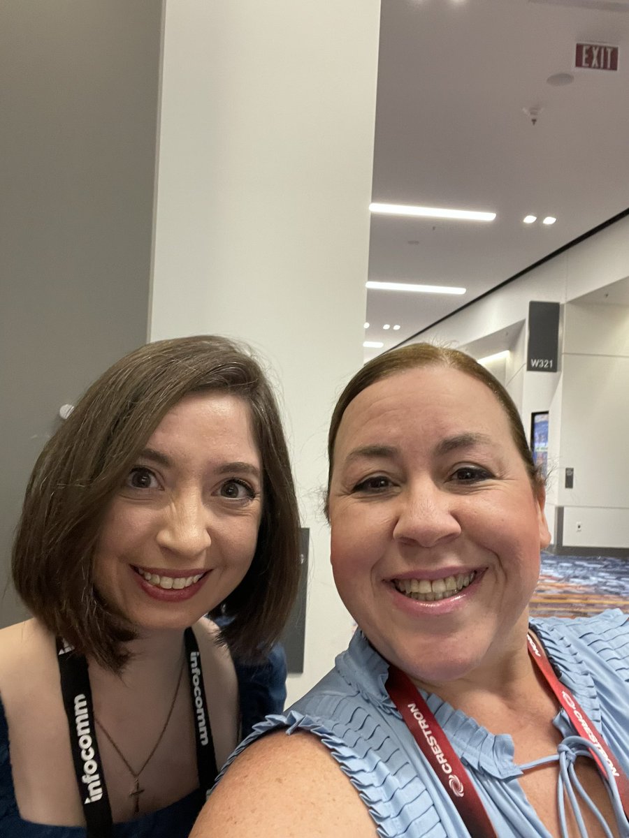 AV_chic's tweet photo. Hello fellow baddies!!! Just a few #AVselfies before we really #getCarriedaway here at #InfoComm24 with my #avtweeps #HETMALasVegas #showmeyours https://t.co/W9F6Whmec5