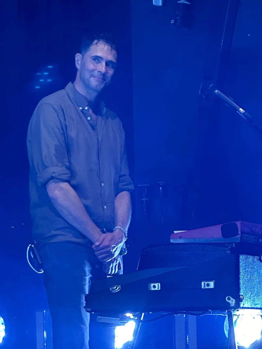 keane_mx's tweet photo. #Keane #HF20 #Oslo

Estas son algunas imágenes e la presentación que dio #Keane en el #SentrumScene en la capital de #Noruega 🇳🇴 este sábado.

Sorprendieron a los asistentes con #NeonRiver 🥹❤️

Créditos 📸: Karin Blake Granå en el Thread (Keane official community) https://t.co/qVcMtH8siv