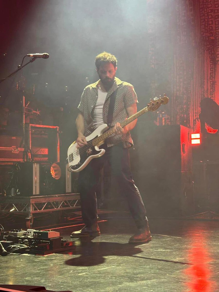 keane_mx's tweet photo. #Keane #HF20 #Oslo

Estas son algunas imágenes e la presentación que dio #Keane en el #SentrumScene en la capital de #Noruega 🇳🇴 este sábado.

Sorprendieron a los asistentes con #NeonRiver 🥹❤️

Créditos 📸: Karin Blake Granå en el Thread (Keane official community) https://t.co/qVcMtH8siv