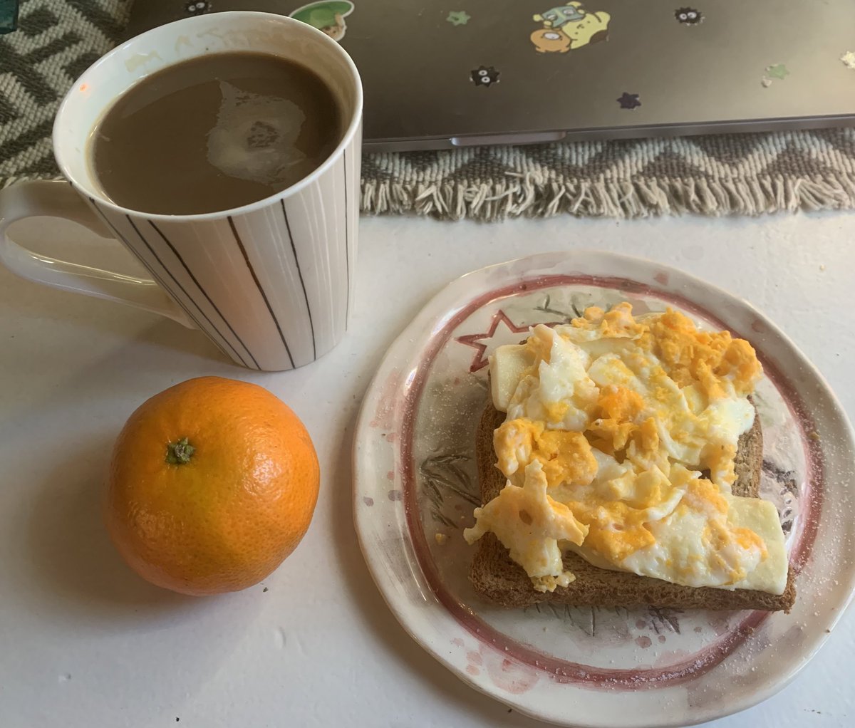 claviclae's tweet photo. breakfast, lunch and snack !! 𓇼 https://t.co/3LHGzJMgzs