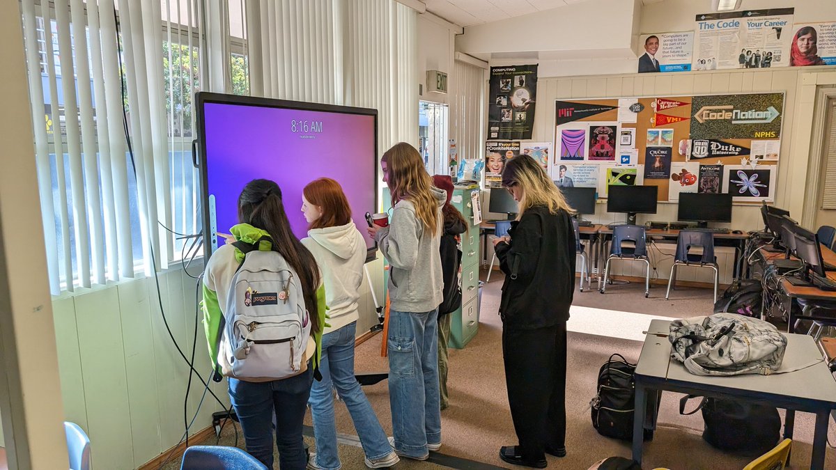 kickrg's tweet image. The last week of the school year starts with my unofficial morning art crew. #PantherPrideNPHS #Art #ComputationalTools #Creativity