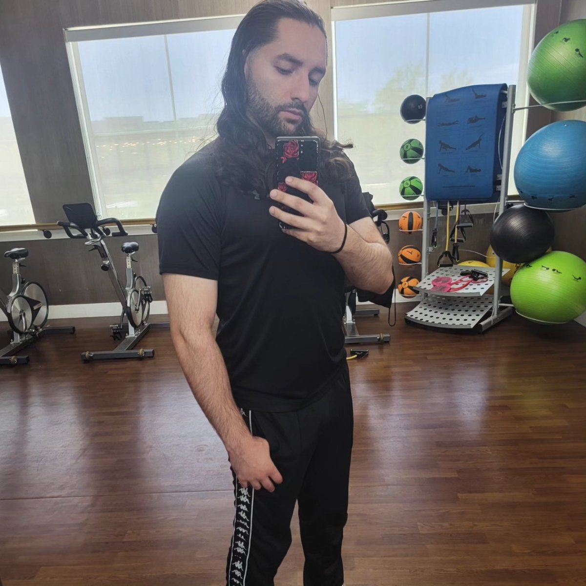 NYChrisG's tweet photo. Looking good, if I do say so myself!!!! #Seminewlook #FitG #Motivation https://t.co/Y9wZStdSPC