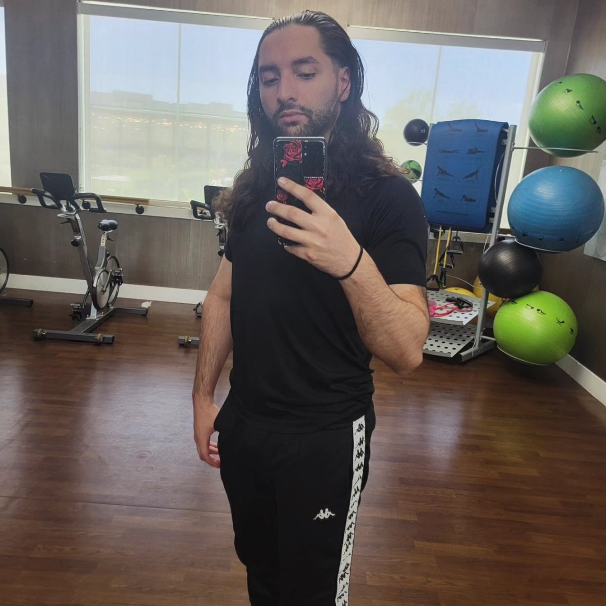 NYChrisG's tweet photo. Looking good, if I do say so myself!!!! #Seminewlook #FitG #Motivation https://t.co/Y9wZStdSPC