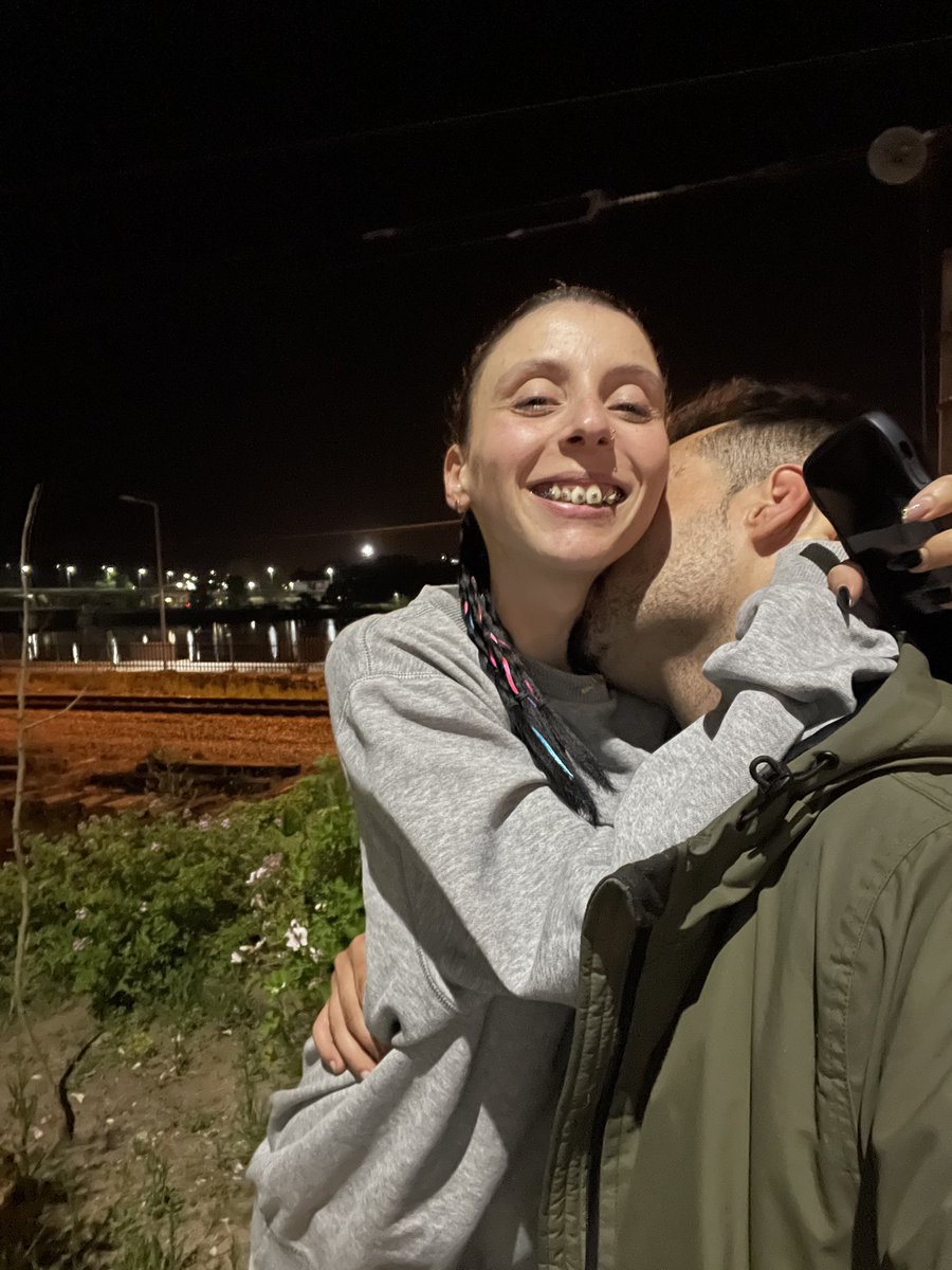 Jokapta1's tweet photo. O meu sorriso favorito 🩵
4life é 4life e essa é a nossa aliança 💍 https://t.co/9U7sm9f5Yx