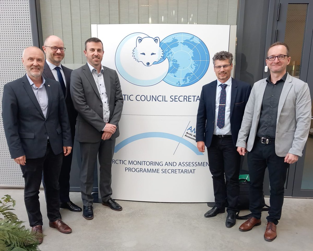 CzechEmbassyNO's tweet photo. At a meeting w/ @ArcticCouncil Secretariat #Czechia reconfirmed its long-term commitment to the #Arctic through an active #PolarResearch programme. Great to catch up w/ Director @MathieuParker on the latest developments and opportunities for collaboration.

#vedeckadiplomacie https://t.co/txV01D3HUG