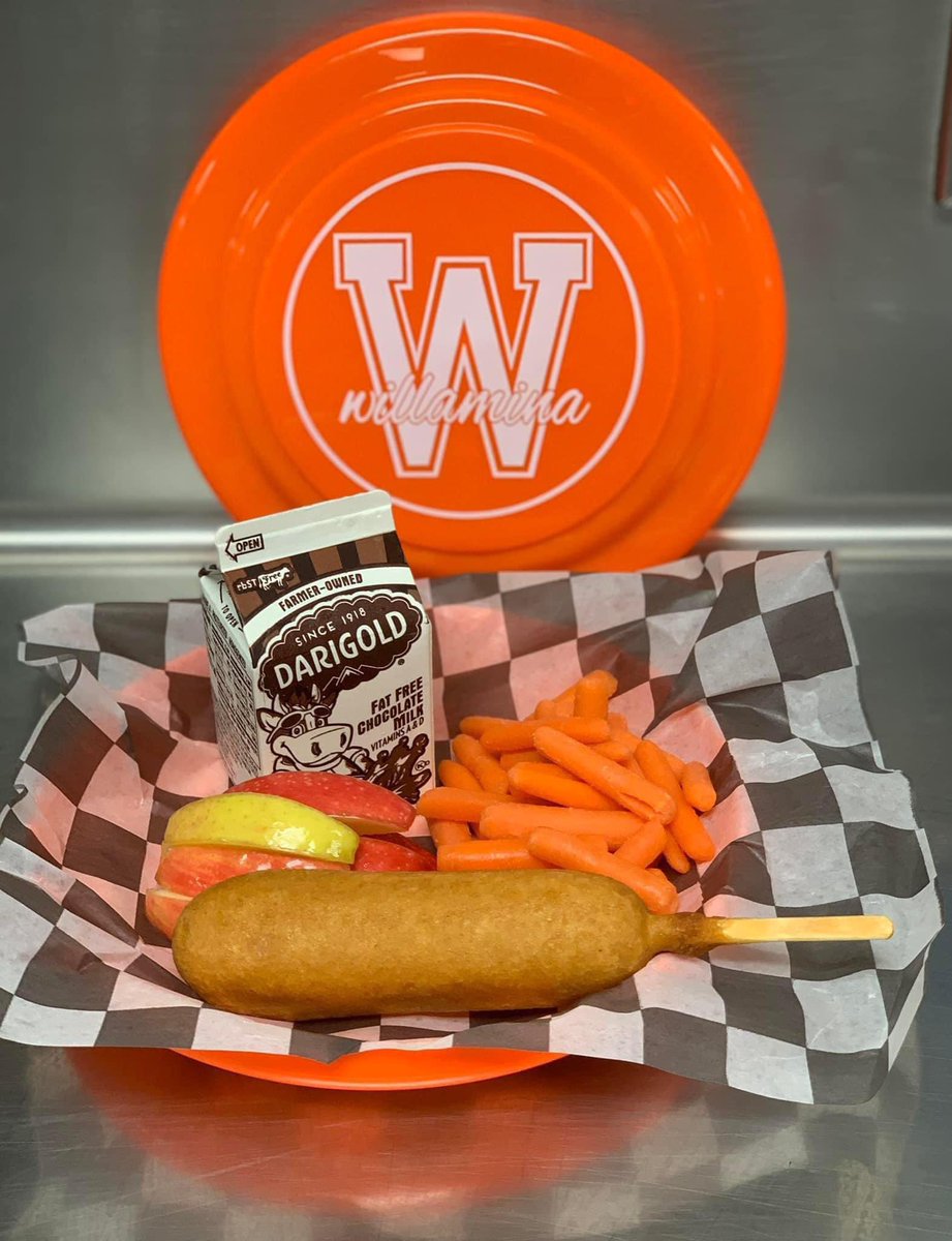 Oregon_SNA's tweet photo. Field day lunch at Willamina School District! #lunchonafrisbee #oregonschoolnutritionassociation #osna #sna #schoolnutritionassociation #healthyeating #schoollunch #HealthyMeals #fuelingstudents #lunchonthego #freemealsforkids https://t.co/9ReyopnNMa