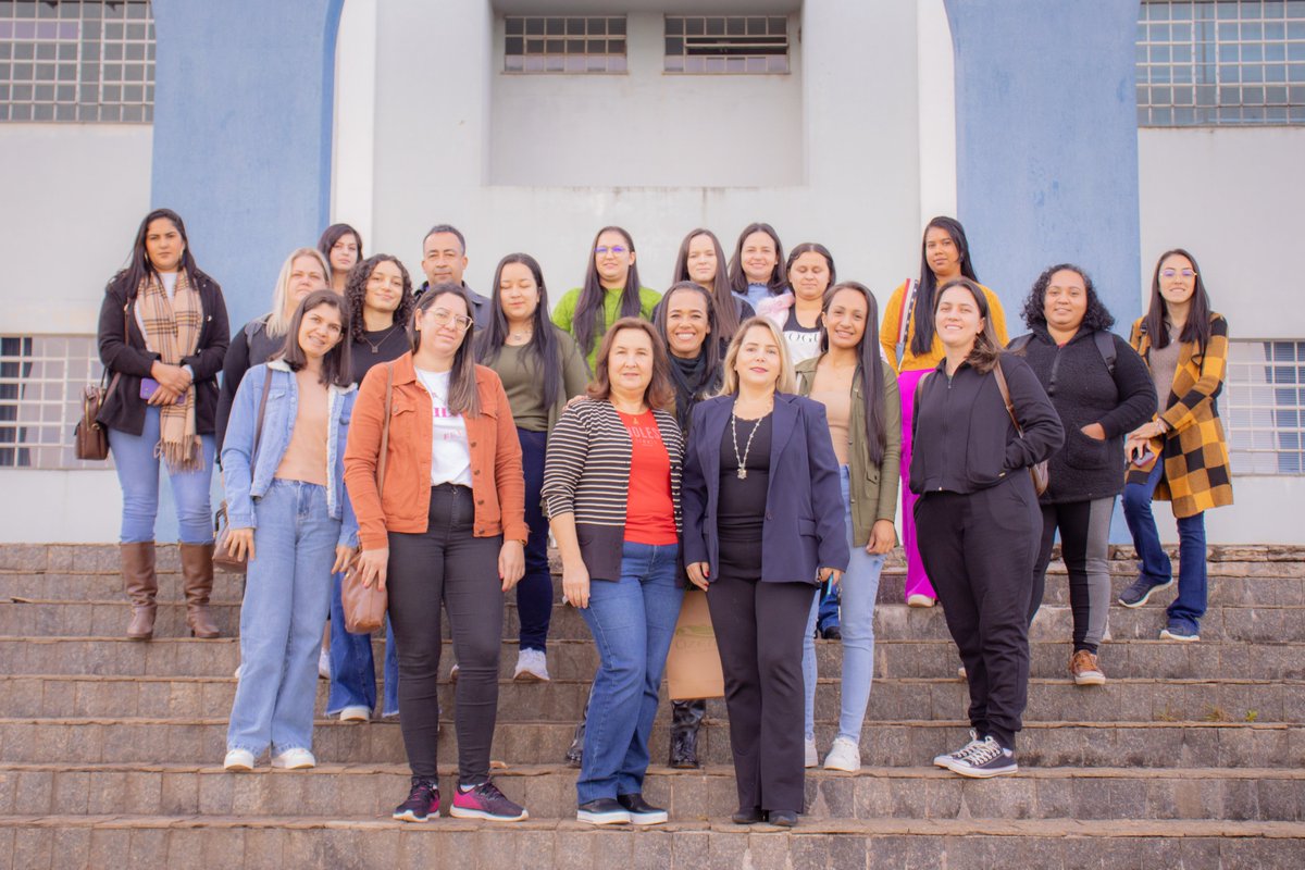 nutead_uepg's tweet photo. 🫂Quando o encontro virtual torna-se presencial! 

🏫Uma nova iniciativa da coordenação do curso de Pedagogia e o Nutead é proporcionar as visitas dos acadêmicos (as) dos polos UAB à UEPG.

🔎Vem saber mais dessa história: https://t.co/ZiXcfbpnkg

#nuteaduepg https://t.co/Z1WfNDyZg2