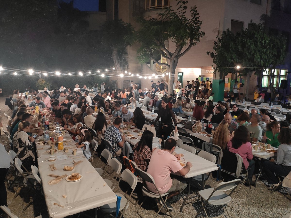 Escola Assís 🖥️🎼🎨📐 tweet media