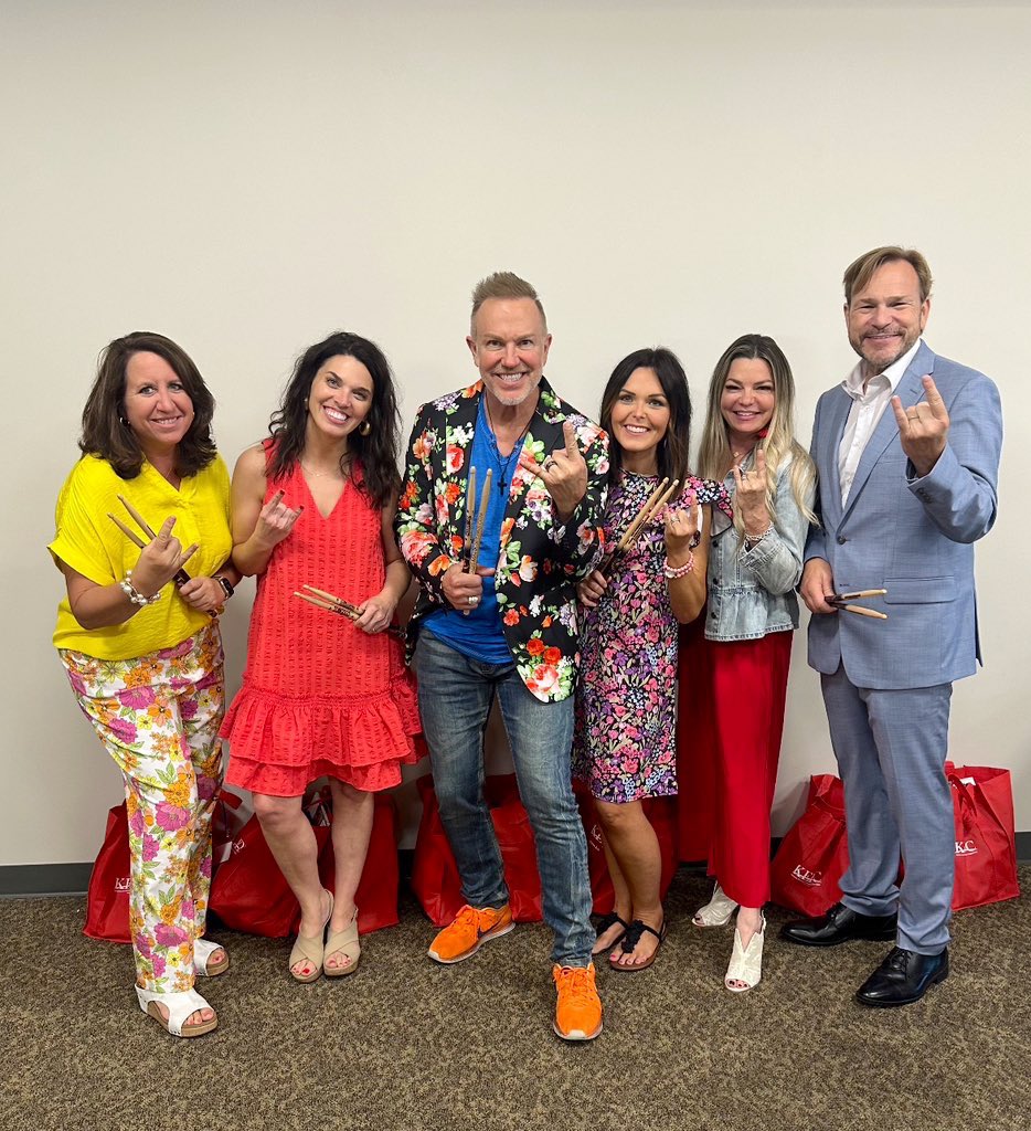 Day One of the ELEVATION Summit rocked! 🎸 Keep the energy high and unleash your bold, courageous self! REMEMBER YOU ARE AN EDUCATIONAL ROCKSTAR! <a href="/KEDCGrants/">KEDC Grants</a> LEADERS🎶