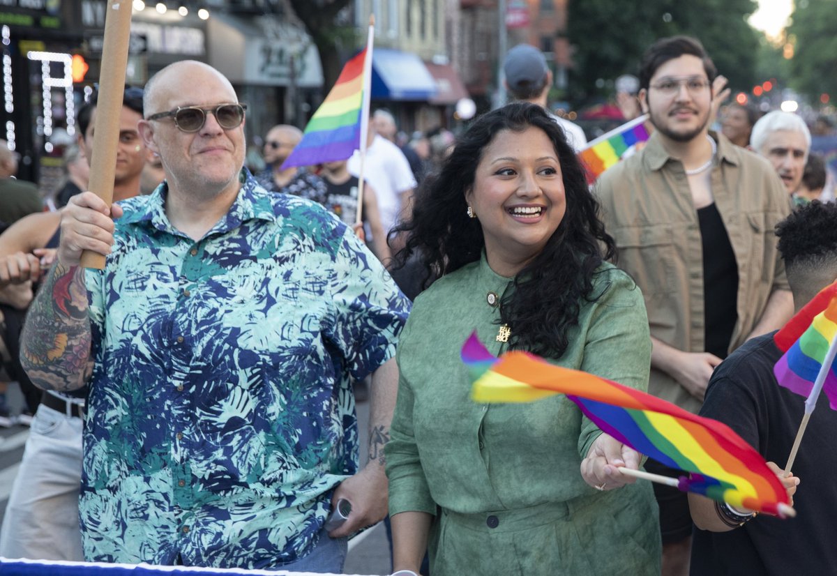 The <a href="/NYCCouncil/">New York City Council</a> marches in the #Brooklyn #Pride Parade.

flickr.com/gp/nyccouncil/…