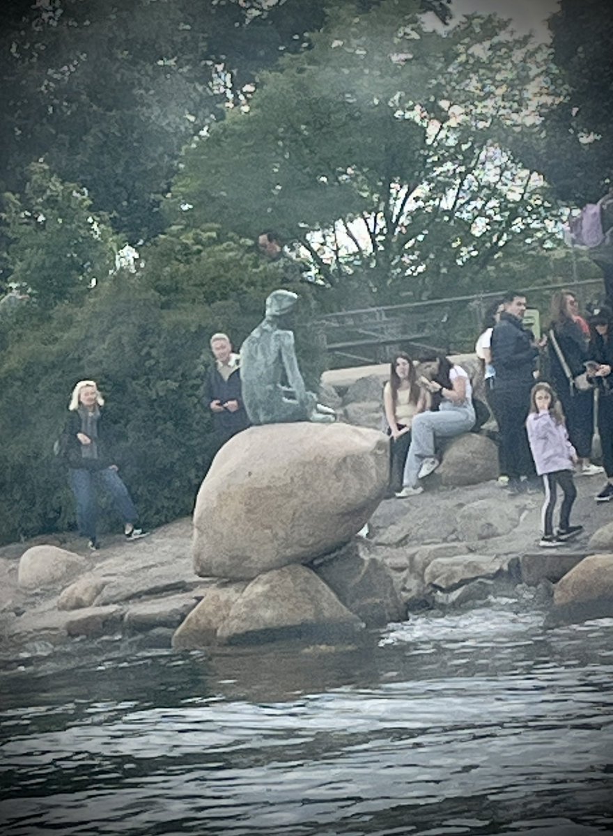 Copenhagen Canal tour to see the sights, including the Hans Christian Andersen Little Mermaid statue. 🧜🏼‍♀️ #twehowl