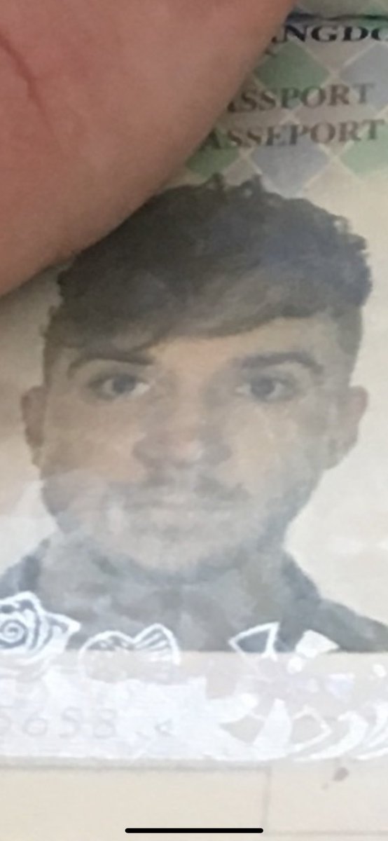 JamesAshlinn's tweet photo. Selling 1 brown haired male ticket for #glasto #glastonbury happy to sell for selling price. Ideally London pick up. Picture on ticket will look like this: https://t.co/9xaZRY1b3b