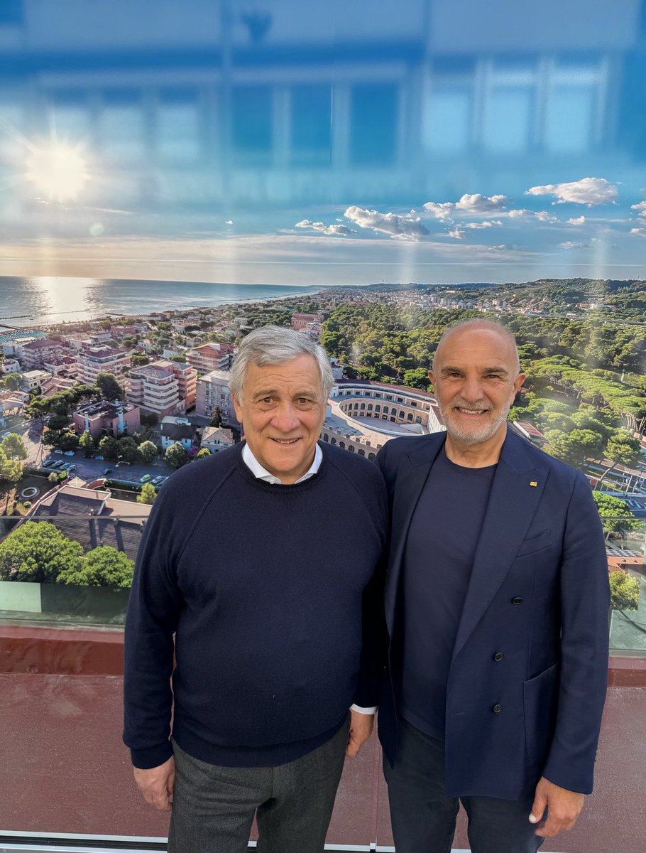 Congratulazioni a Carlo Masci rieletto al primo turno sindaco di #Pescara. Straordinario risultato di ⁦<a href="/forza_italia/">Forza Italia</a>⁩ con quasi il 18%. Bravo Carlo, sei stato premiato dal tuo buongoverno. Ci vediamo a ottobre per il G7 a Pescara!