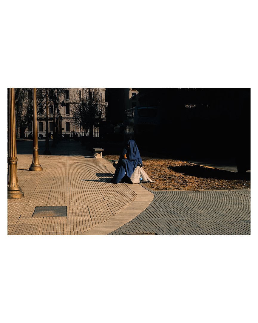 🧕

📍Buenos aires, 2023

#streetphotography #fuji