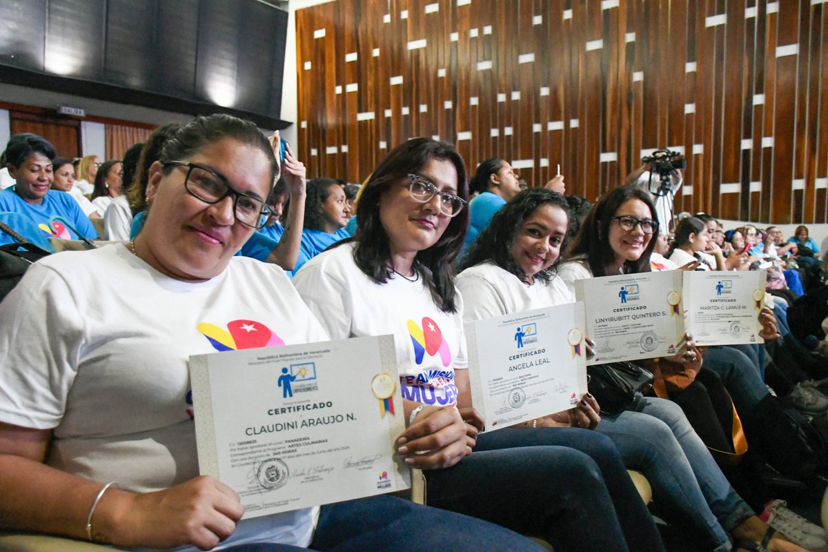 Ministerio del Poder Popular para la Educación tweet media
