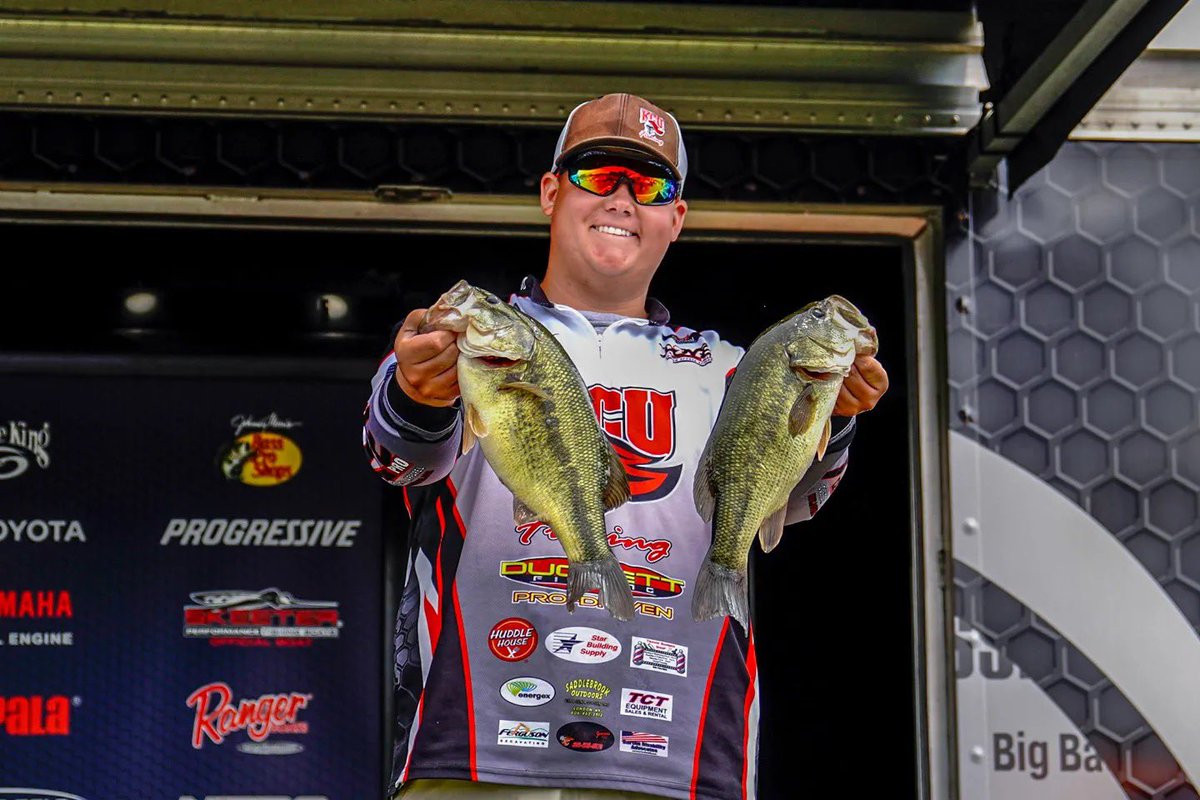 GoKnightsATH's tweet photo. Hayden Short finished 9th out of 194 boats. He fished by himself and his 2 day weigh-in total is 29.6lbs. 
Eli Kelley &amp; Chris Baker finished 22nd out of 194 boats. After this tournament Eli &amp; Chris have qualified as a team for the Bass National Championship for the past 3 years. https://t.co/3NNqYVmtHA