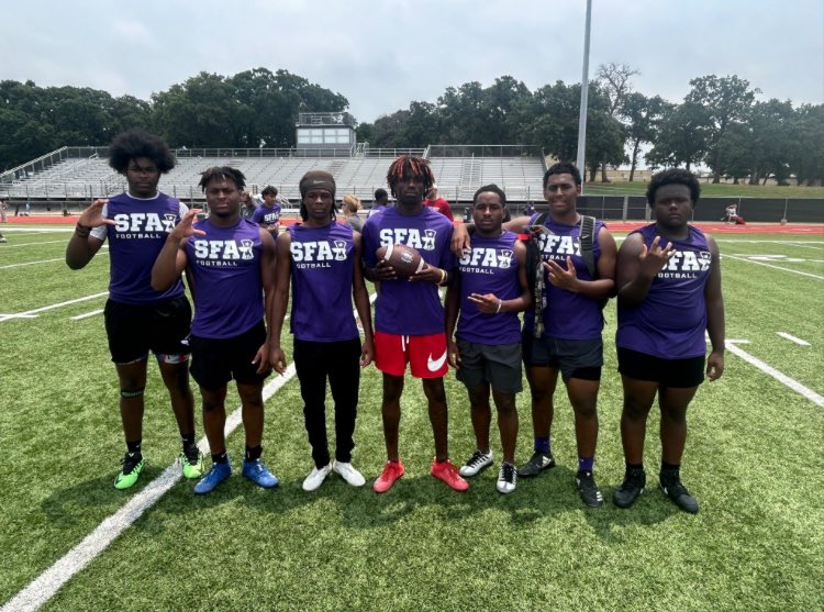 ChristianAshe_'s tweet photo. Had a great time at the SFA camp today, thank you coaches for the work. It was great to be able to meet some of the coaches and staff.💯 https://t.co/OP99Uz152o