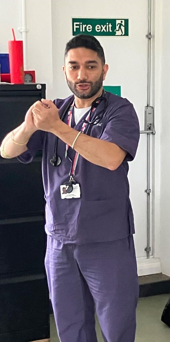 HarryBho's tweet image. So happy to be invited to Bright Sparks nursery to teach the pre-schoolers about being a doctor. It was so nice to see the enthusiasm and interest from the next generation.  Thank you @whippetblue1! #educationrocks #brightsparksnursery