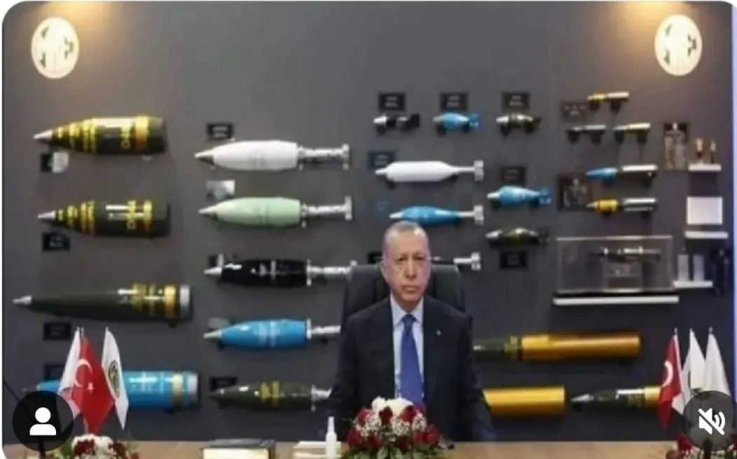CB Erdoğan'ın arkasında görülenler yerli ve milli mühimmat değilde, rakı şişesi veya heykel olsaydı. Kemalistler Erdoğan'ın heykelini dikerdi..