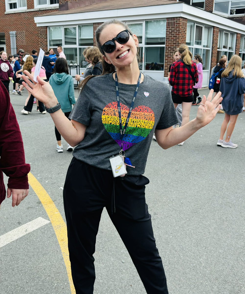 RobynBent79's tweet photo. Pride week @GPVanierJH kicked off today! https://t.co/sUGaqy2xjo