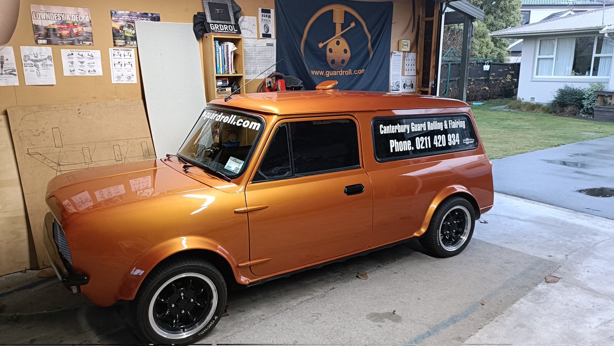 GuardrollDotCom's tweet photo. 'Max' the guardroll 72 mini clubman panelvan. https://t.co/xIfTKewLg7