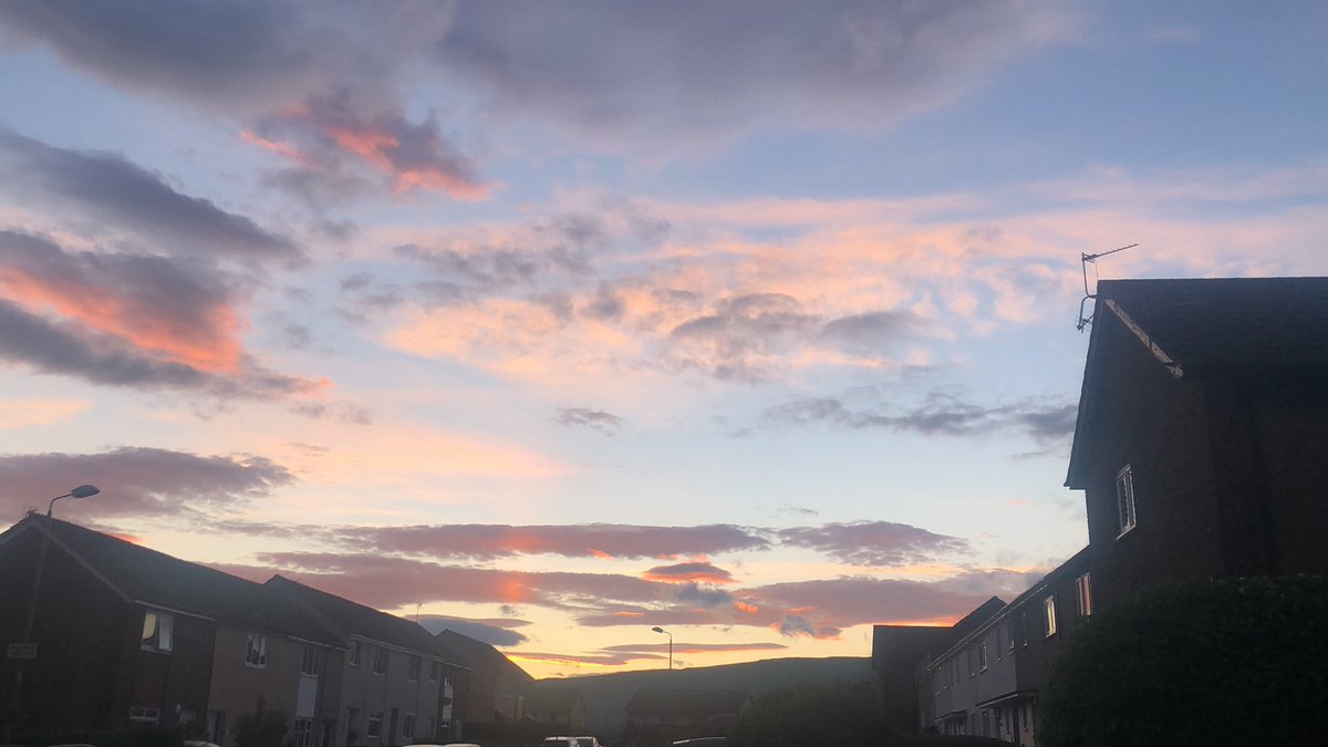 IonisedSkyWatch's tweet photo. #Notural https://t.co/8vPrFb0grW