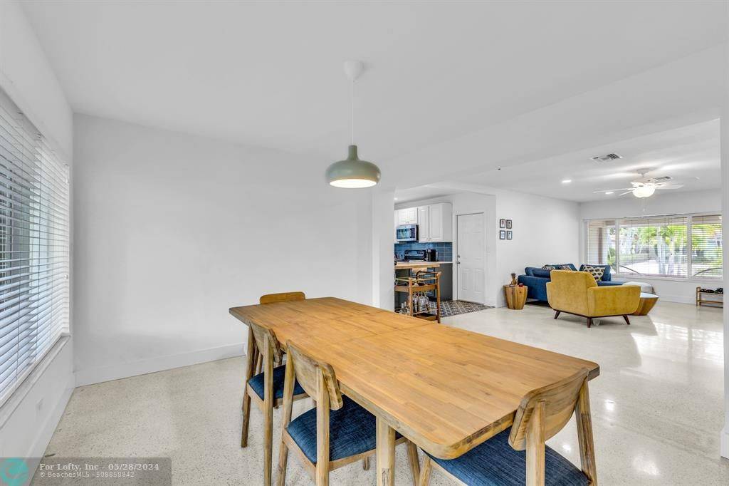 KrisvanGool's tweet photo. 4739 NE 17th Ave, Oakland Park, FL 33334
Under contract!
https://t.co/wATzI6BPzf https://t.co/vk1Rbf83rA