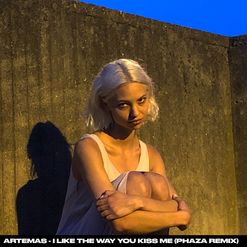 phazaofficial's tweet photo. Out on Friday 06/14 💋🔥
Drop a comment if you’re excited⬇️

#artemas #tiktok #PHAZA #skrillex #musicproduction #remix #dubstep #music #colorbass #futureriddim #melodicriddim #soundcloud https://t.co/DqjWRSjpVc